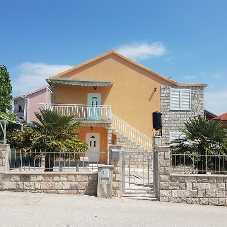 Apartments Alma Orebic Exterior photo